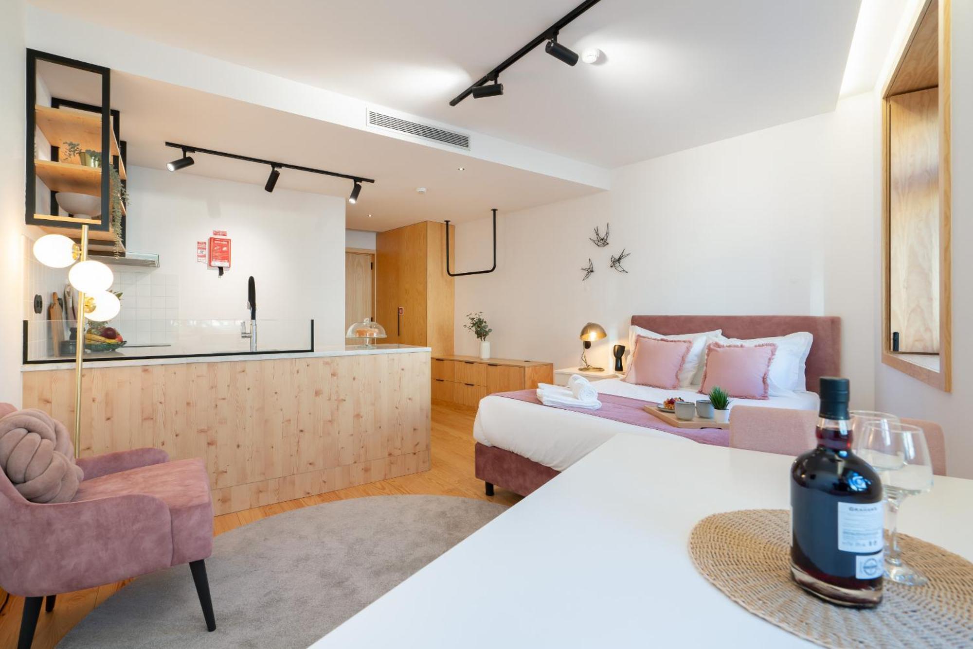 Prime Clerigos By Hosty * Oporto